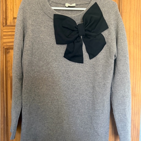 kate spade Sweaters - Kate Spade tan Sweater with Black Bow